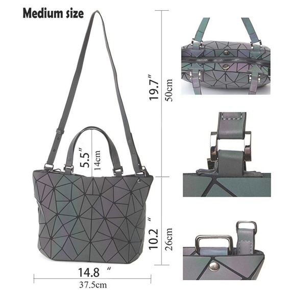 HOT ITEM ALERT💋!!  Geometric Luminous Purses - Picture 2 of 6